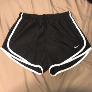Running shorts